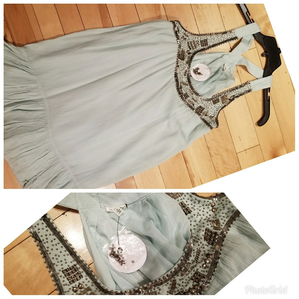 NEW DRESS SIZE SMALL